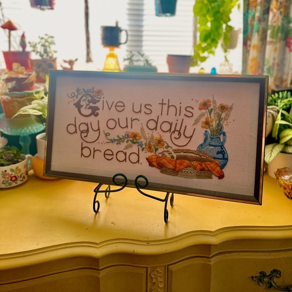 Vintage Framed Handmade Crewel Embroidery “Give Us This Day…”, 1980 - Picture 2 of 5